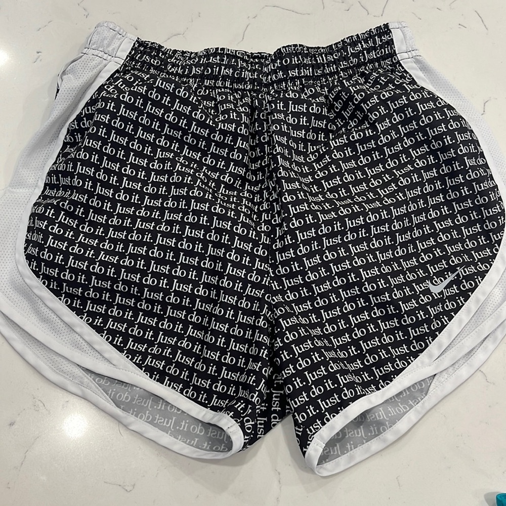 Nike short size xs good condition